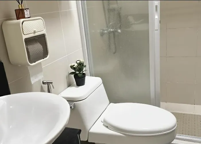 Cozy Hideout Ph Apartahotel